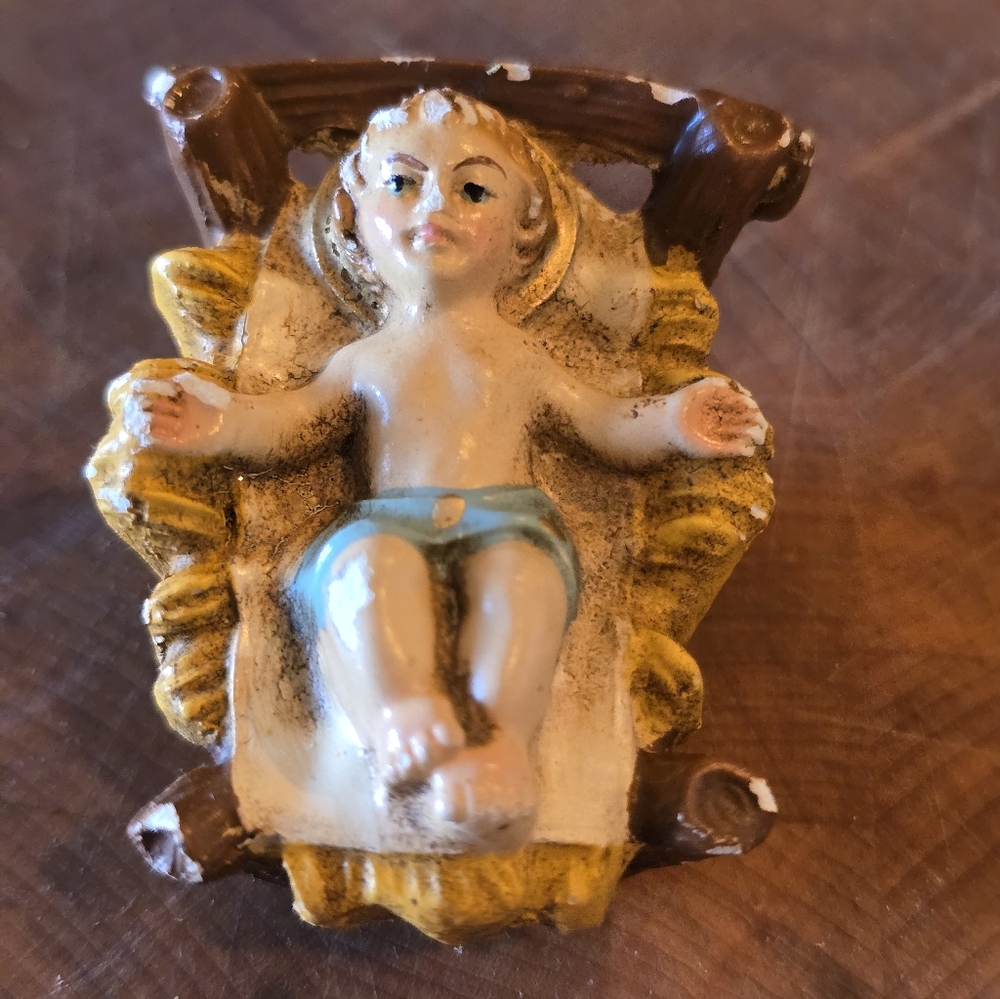 Nativity Figures - Picture 3 of 8